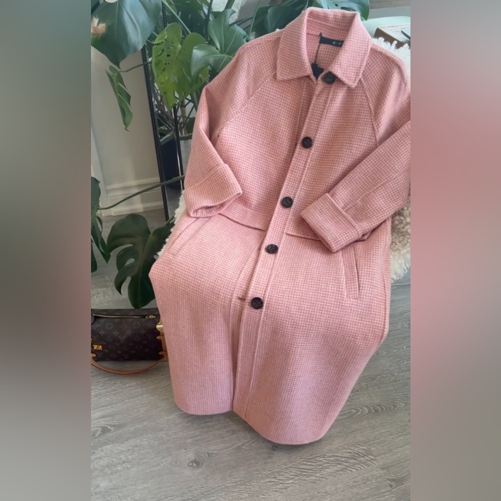 🦄🩷Dust Pink Wool Trench Coat